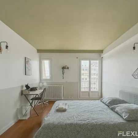 Flexliving - Whole Flat - Losserand Apartment